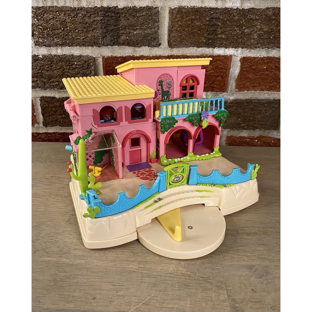 Vintage Polly Pocket Petland Hacienda Ranch House 2000